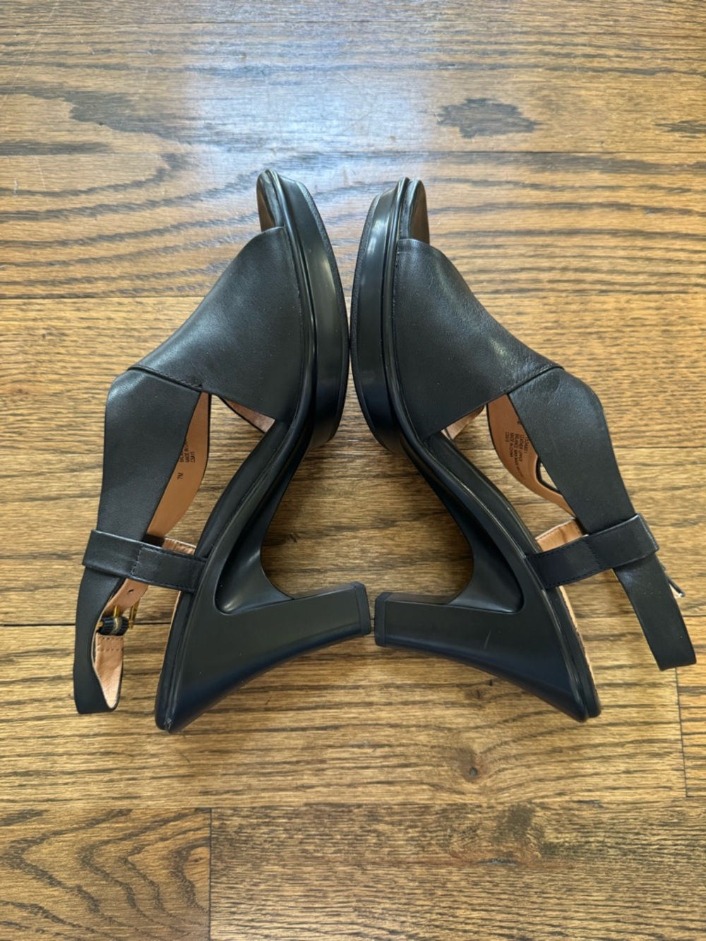Söfft Black Leather Slingback Heels Size 7M NWOT - Picture 4 of 6
